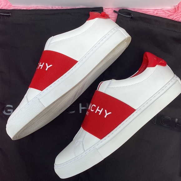 ❤️🤍Givenchy Urban Street Sneaker - Picture 4 of 15